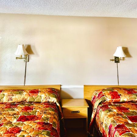 Adams Motel スーセントマリー エクステリア 写真