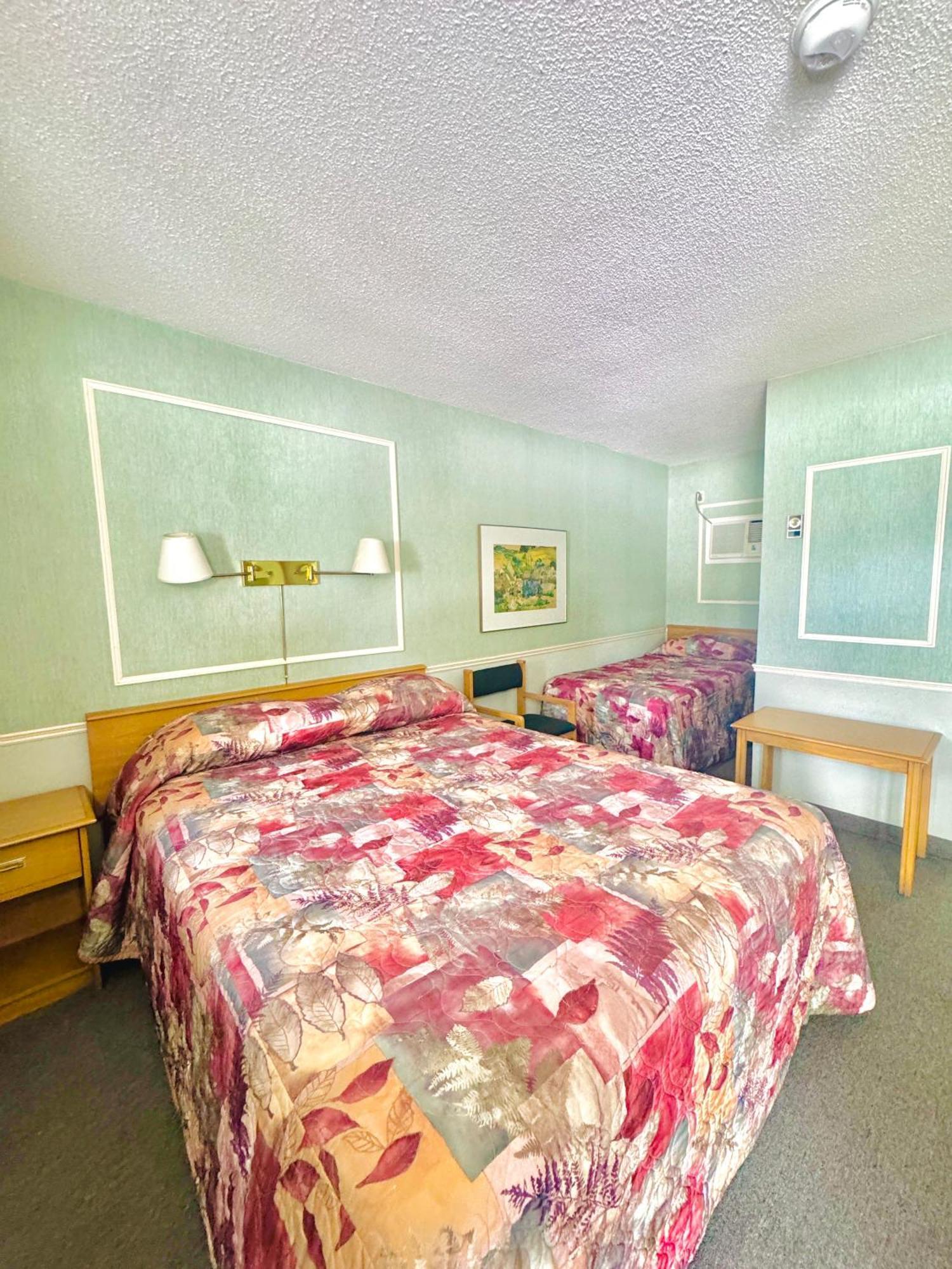 Adams Motel スーセントマリー エクステリア 写真