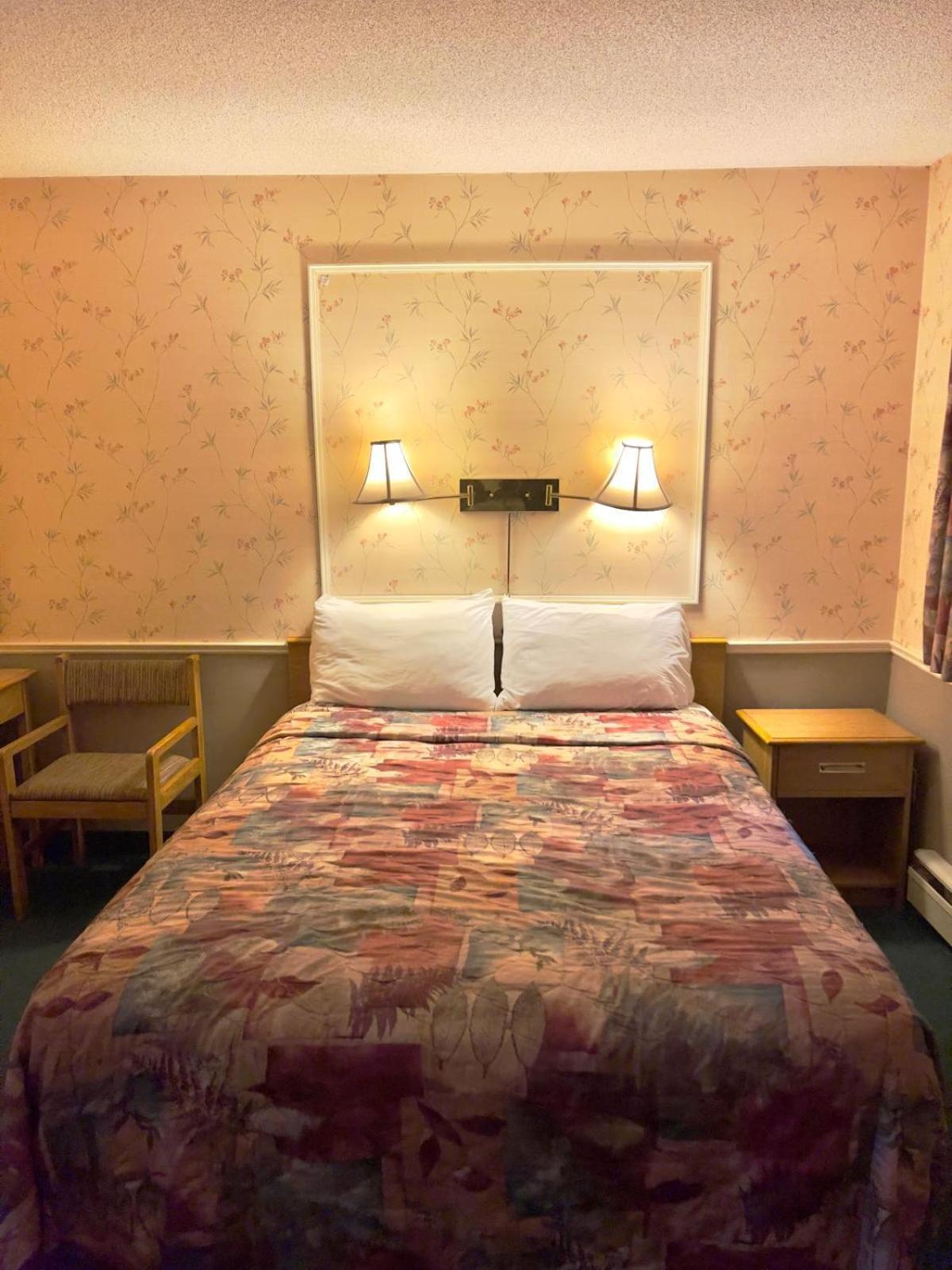 Adams Motel スーセントマリー エクステリア 写真