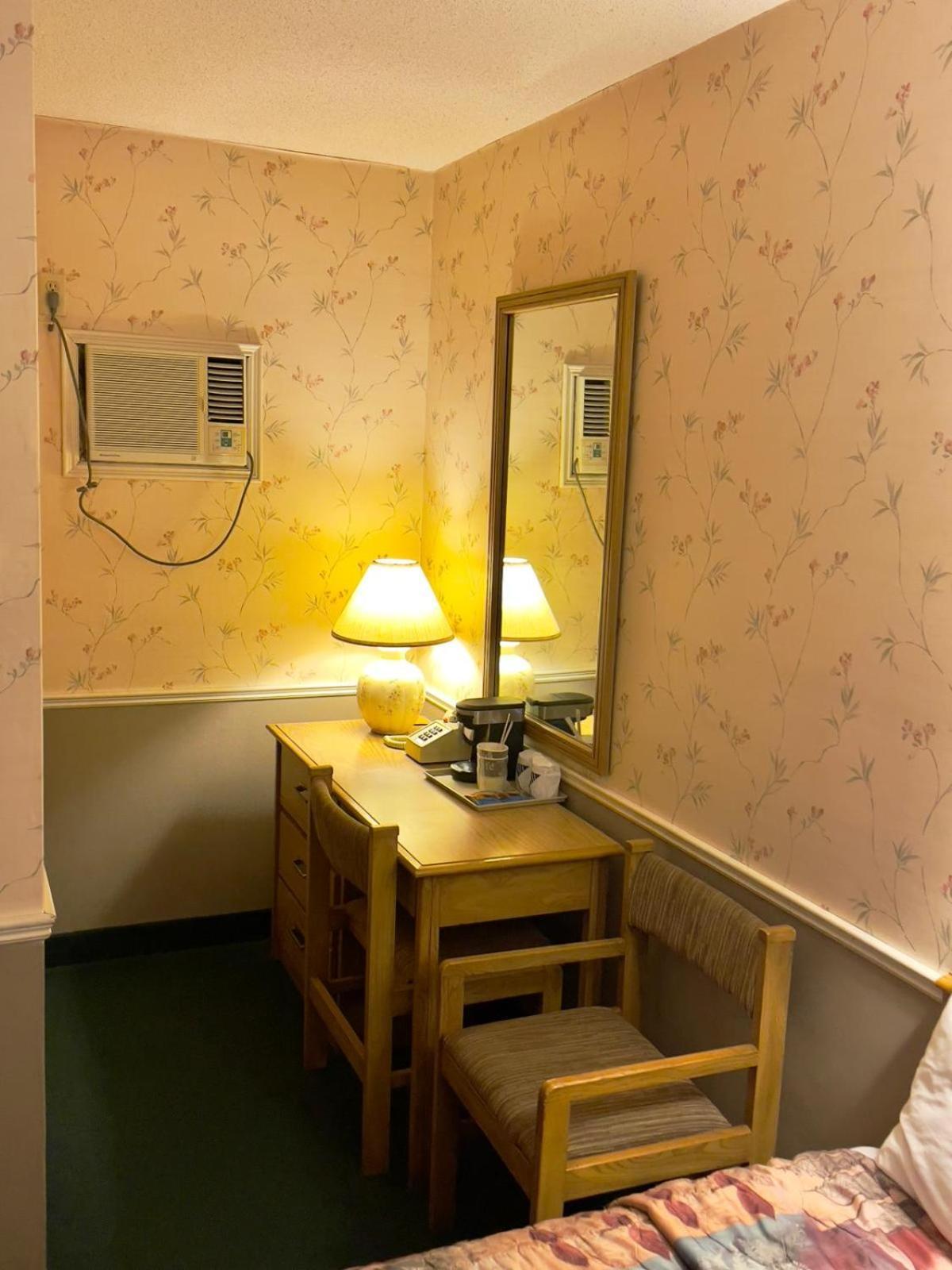 Adams Motel スーセントマリー エクステリア 写真